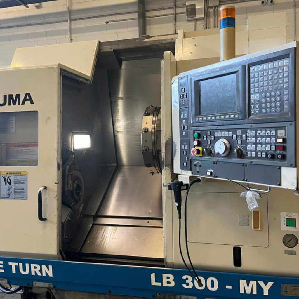 OKUMA LB300-MYx500