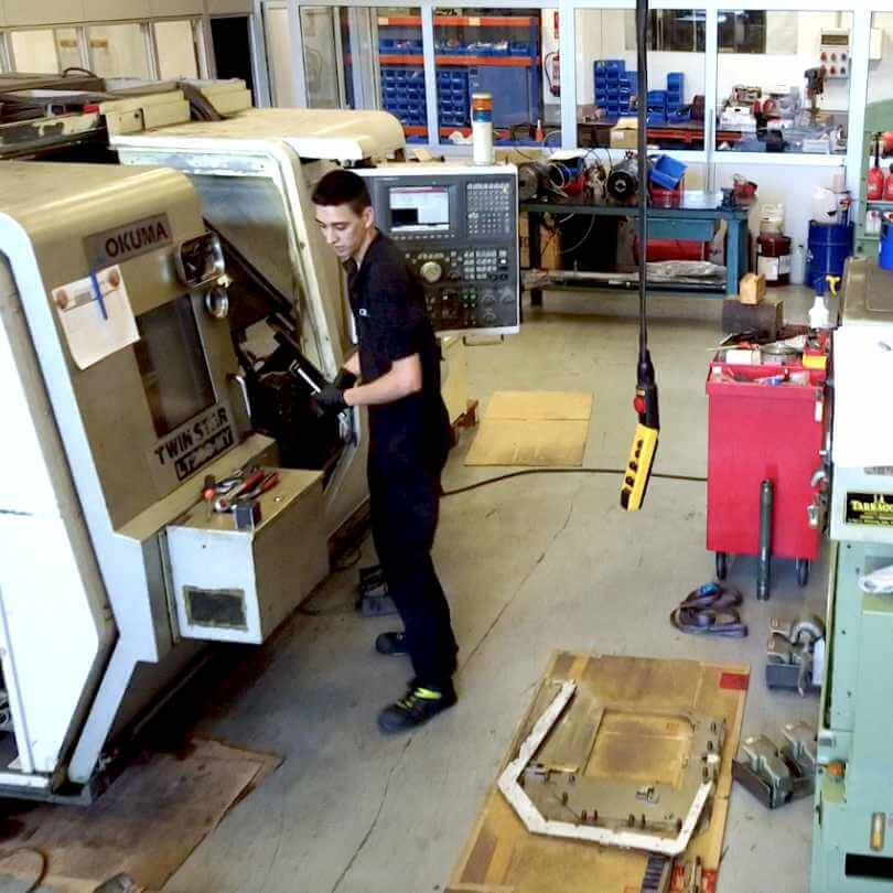 Lautecnic CNC es servicio técnico especializado en Máquinas CNC Okuma