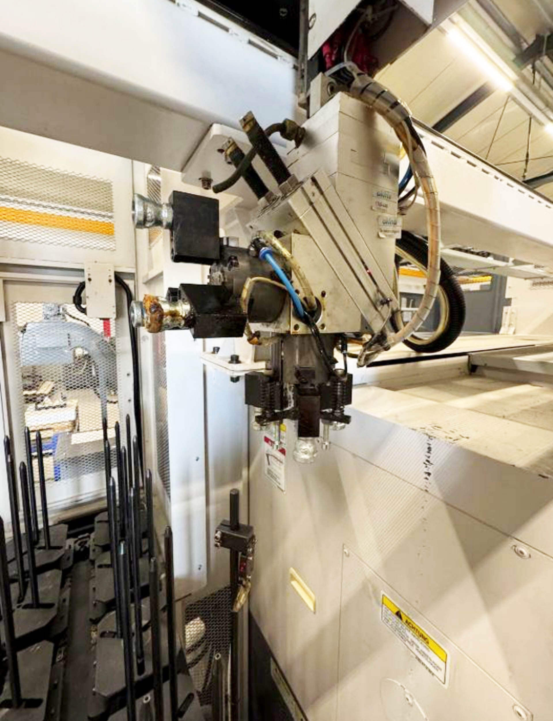 Torno CNC OKUMA GENOS L200E-M - Imagen 6