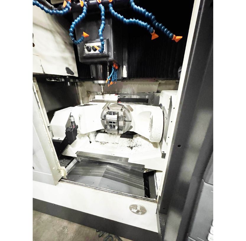 Centro Vertical Okuma GENOS M460V-5AX - Imagen 4