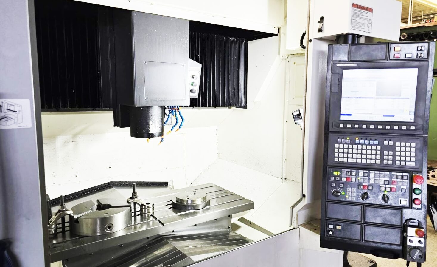 Centro de mecanizado <br>OKUMA GENOS M560-V-e - Imagen 3