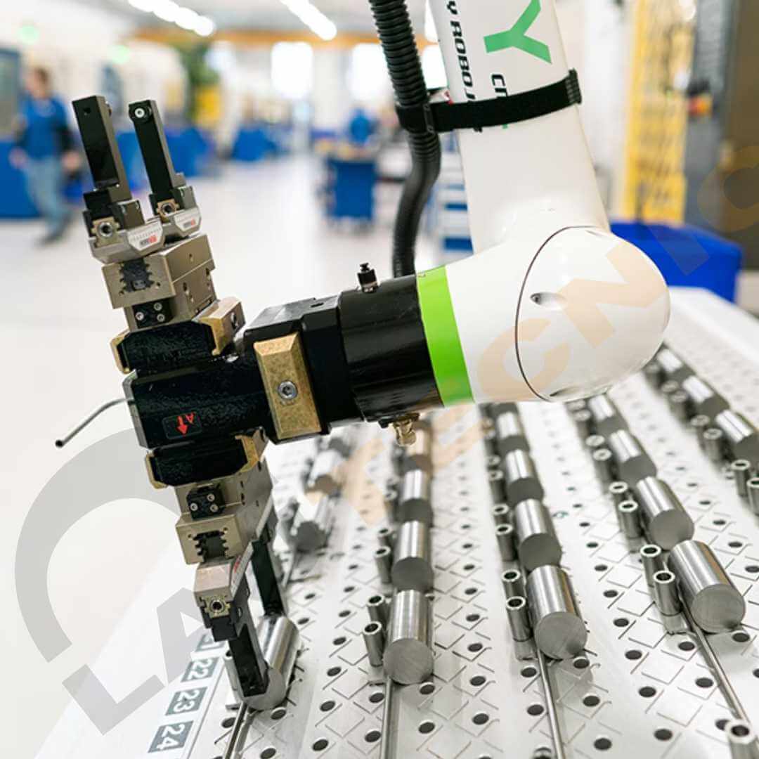 Coby CNC de Robojob distribuido por Lautecnic CNC